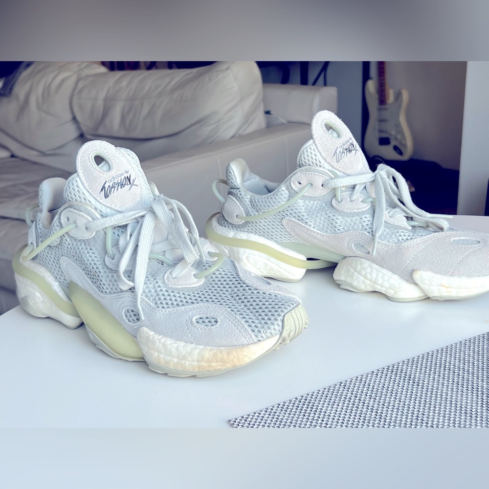 Adidas shoes lightly worn